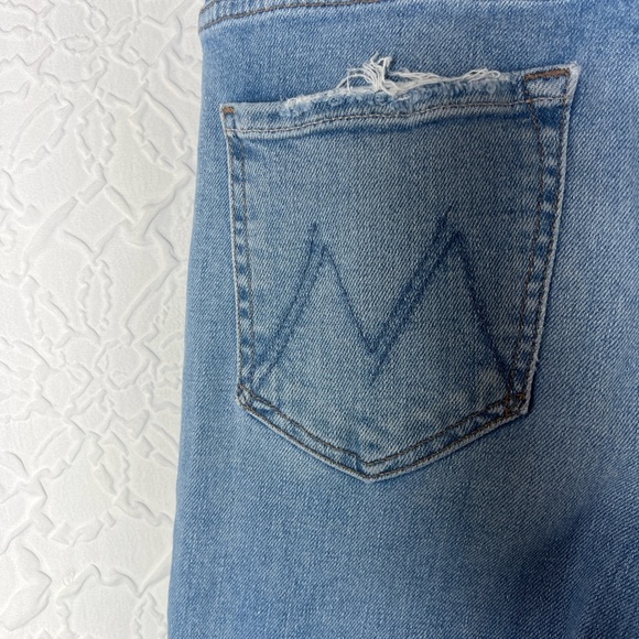 Mother the insider crop Step fray Distressed Light Blue Jeans - Picture 10 of 16